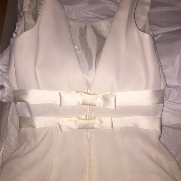 Wedding Dress size 4 - Picture 5 of 6